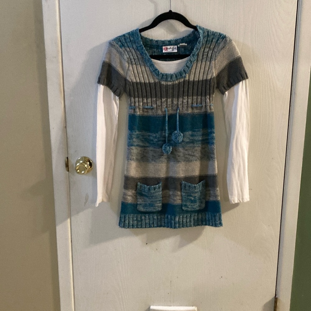 Girls sweater dress/tunic top.  Large